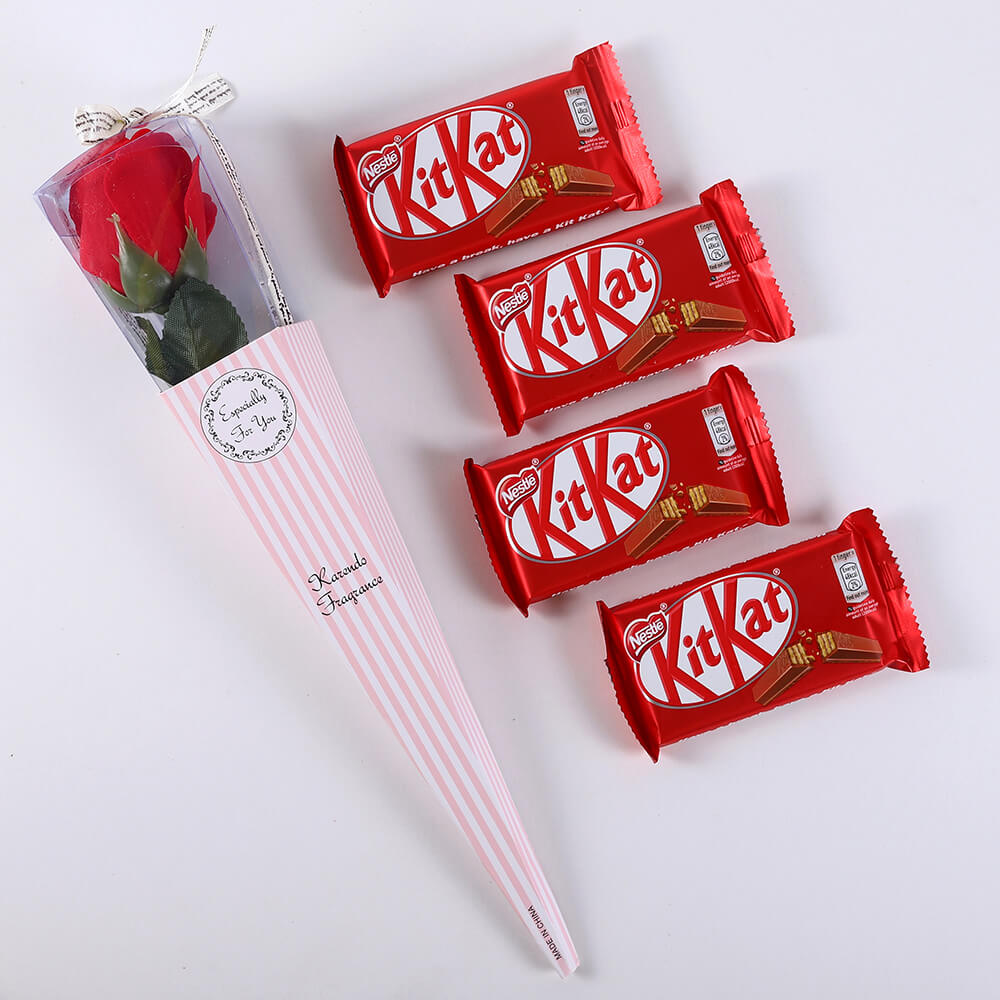 KitKat Chocolates with Wrapped Rose
