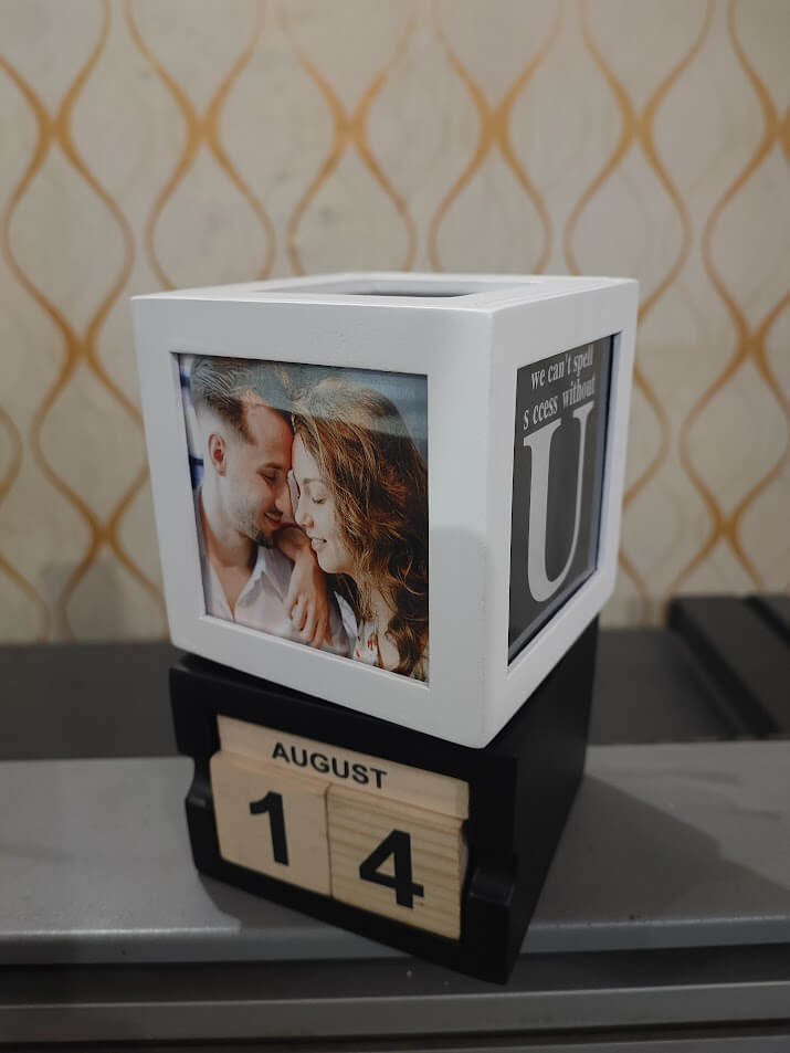 Photo Cube Calendar